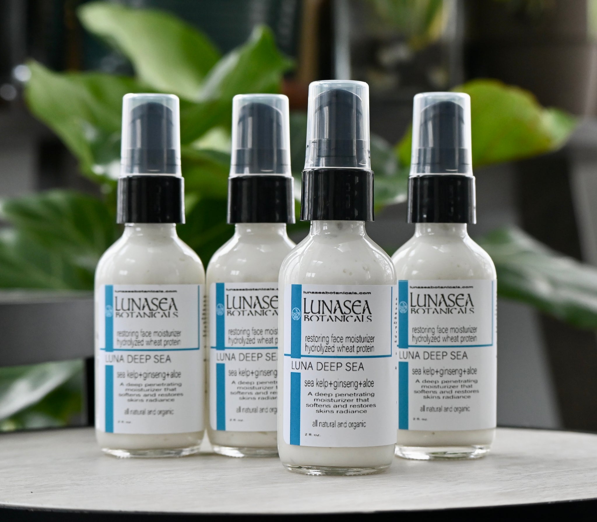 Luna Deep Sea Skin Firming Moisturizer with 3 Sea Minerals And